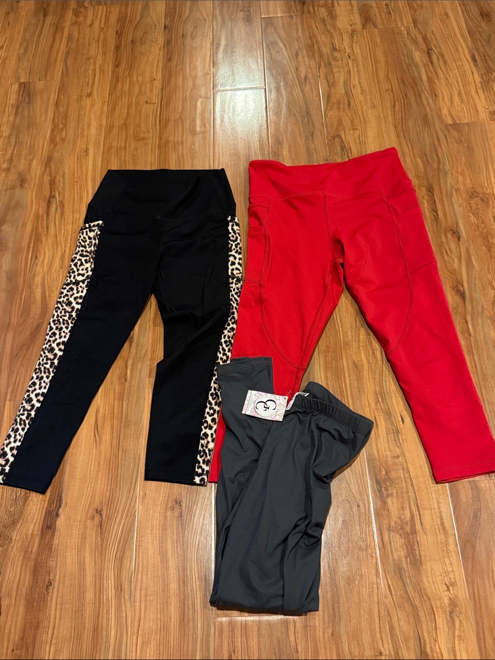 3 pair ZYIA active leggings (crop/capri length) size 6-8 ladies